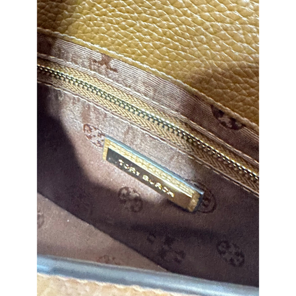 Tory Burch Thea Crosbody - Picture 6 of 11